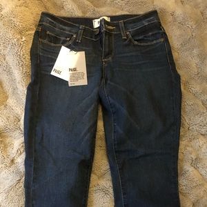 Paige Jeans Verdugo Crop